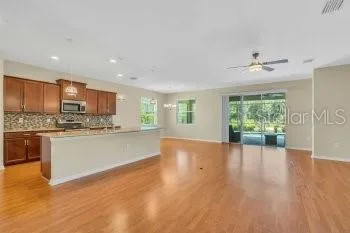 $3,795 | 2844 Esmeralda Drive, Sarasota, FL 34243