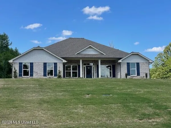 $373,800 | 214 Farley Road, Byhalia, MS 38611