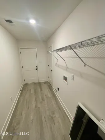 $373,800 | 214 Farley Road, Byhalia, MS 38611