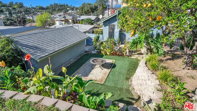 $3,200 | 6180 Oak Crest Way, Los Angeles, CA 90042