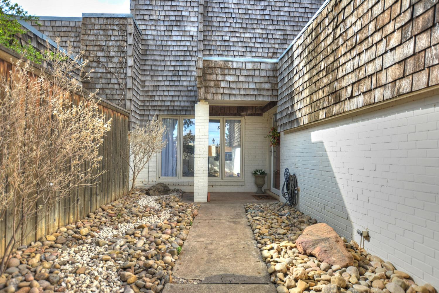 2302 Slide Road, Unit 10 Lubbock, TX 79407 - Photo 4 of 26 Photo 4
