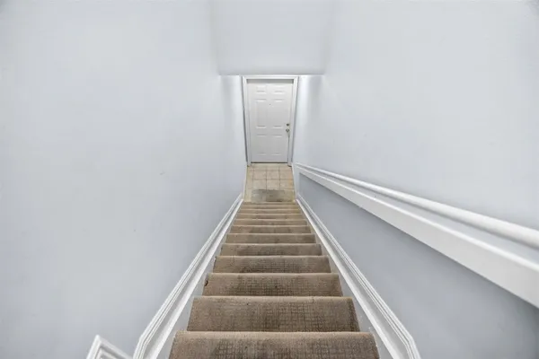 a view of entryway