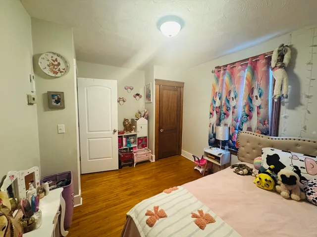 $549,900 | 5 Wakefield Street, Worcester, MA 01605