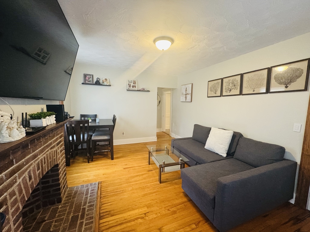 5 Wakefield Street Worcester, MA 01605 - Photo 14 of 21