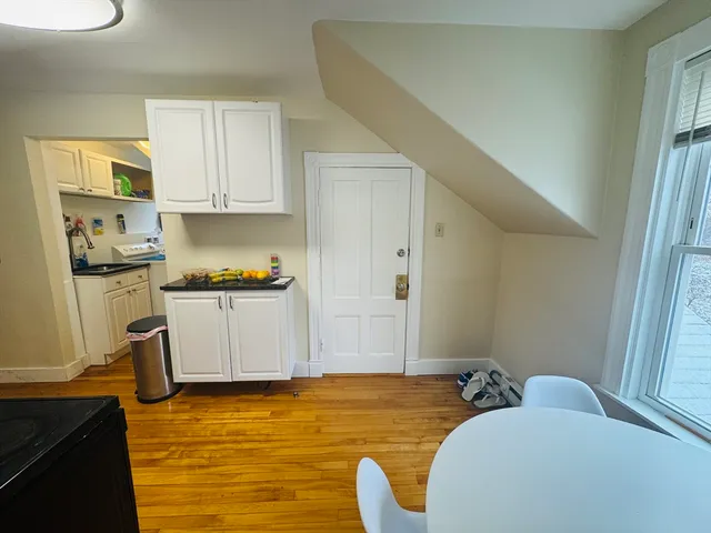 $549,900 | 5 Wakefield Street, Worcester, MA 01605