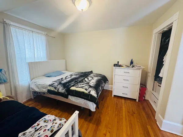 $549,900 | 5 Wakefield Street, Worcester, MA 01605