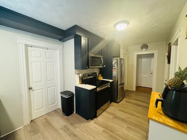 $549,900 | 5 Wakefield Street, Worcester, MA 01605