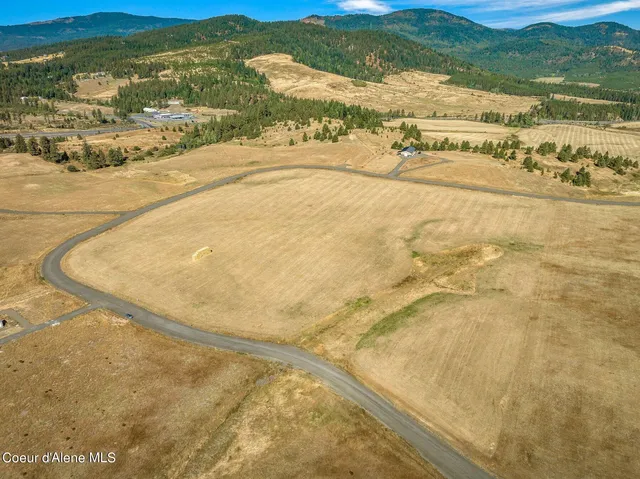 $450,000 | Nka Nka Miskin Road, Worley, ID 83876