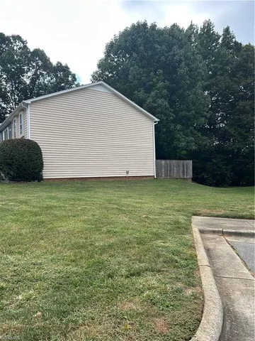 $1,650 | 917 Shelby Drive, Unit D, Greensboro, NC 27409