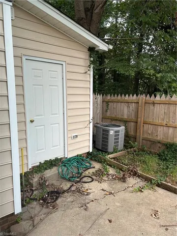 $1,650 | 917 Shelby Drive, Unit D, Greensboro, NC 27409