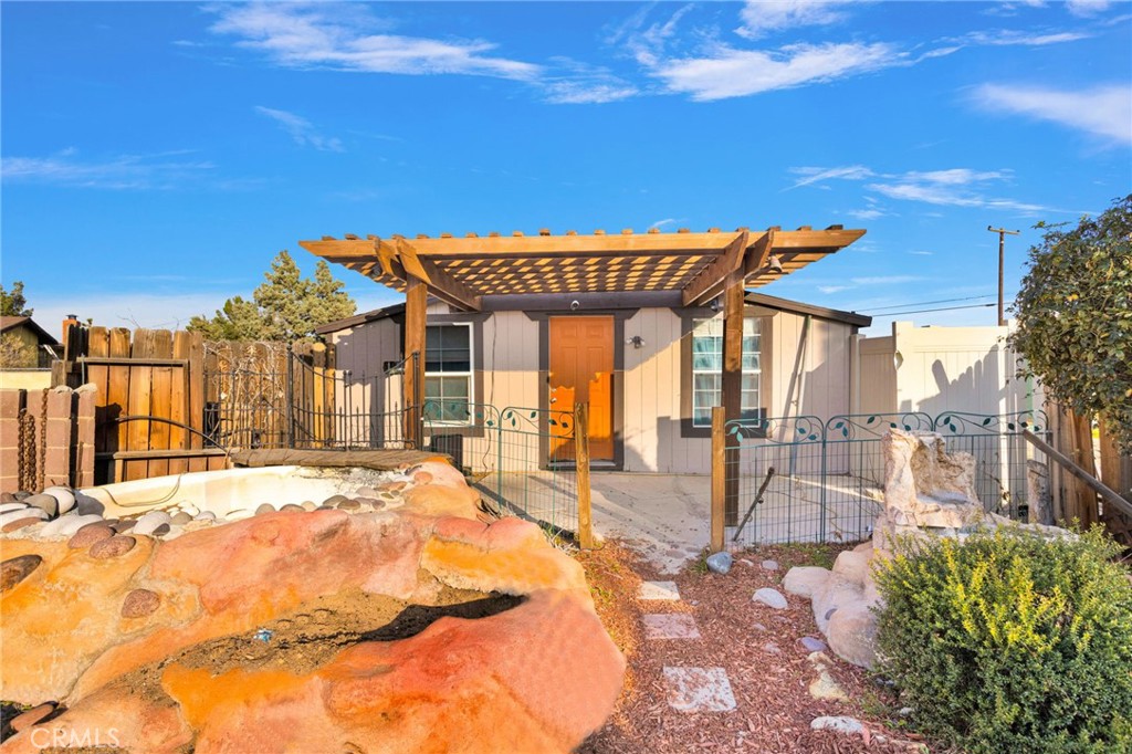 14415 Erie Road Apple Valley, CA 92307 - Photo 45 of 61 a view of a backyard with patio