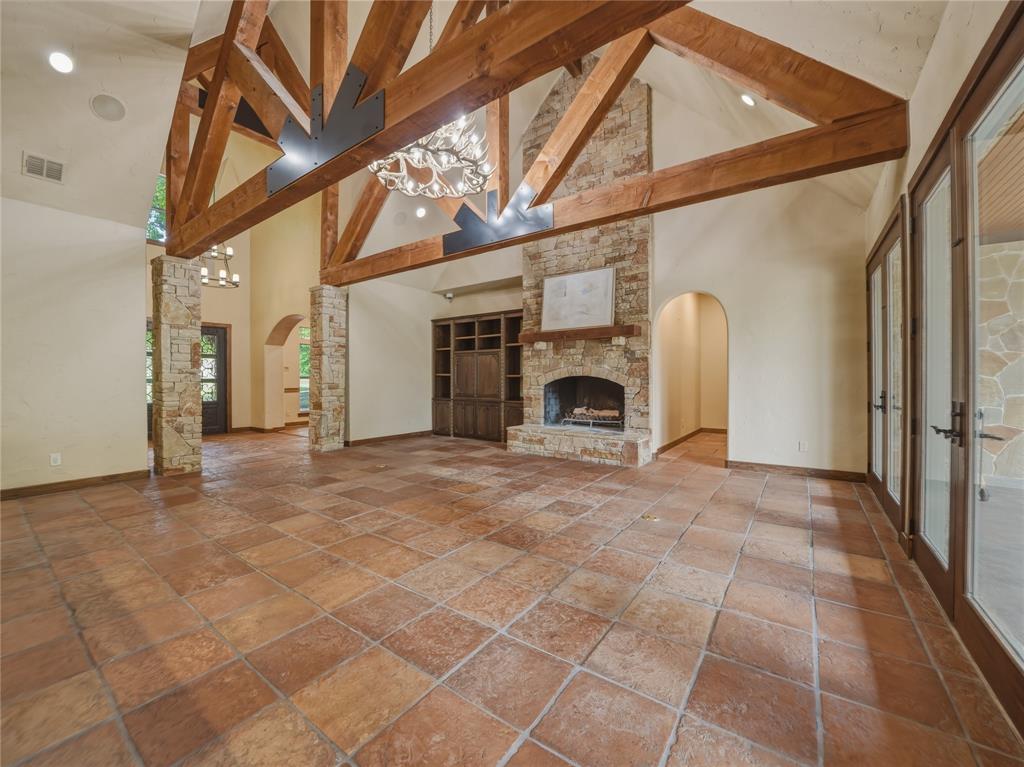 129 Trinity Bluffs Road Aledo, TX 76008 - Photo 6 of 40