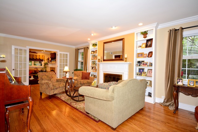 717 Elmore Street Park Ridge, IL 60068 - Photo 2 of 24
