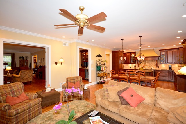 717 Elmore Street Park Ridge, IL 60068 - Photo 4 of 24