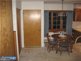 357 Blue Ridge Drive Levittown, PA 19057 - Photo 10 of 12 Foyer