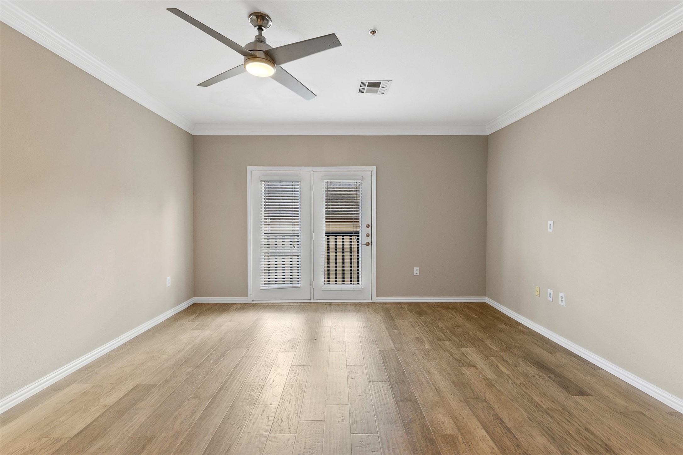 2400 McCue Road, Unit 312 Houston, TX 77056 - Photo 6 of 30 Gallery Image 6
