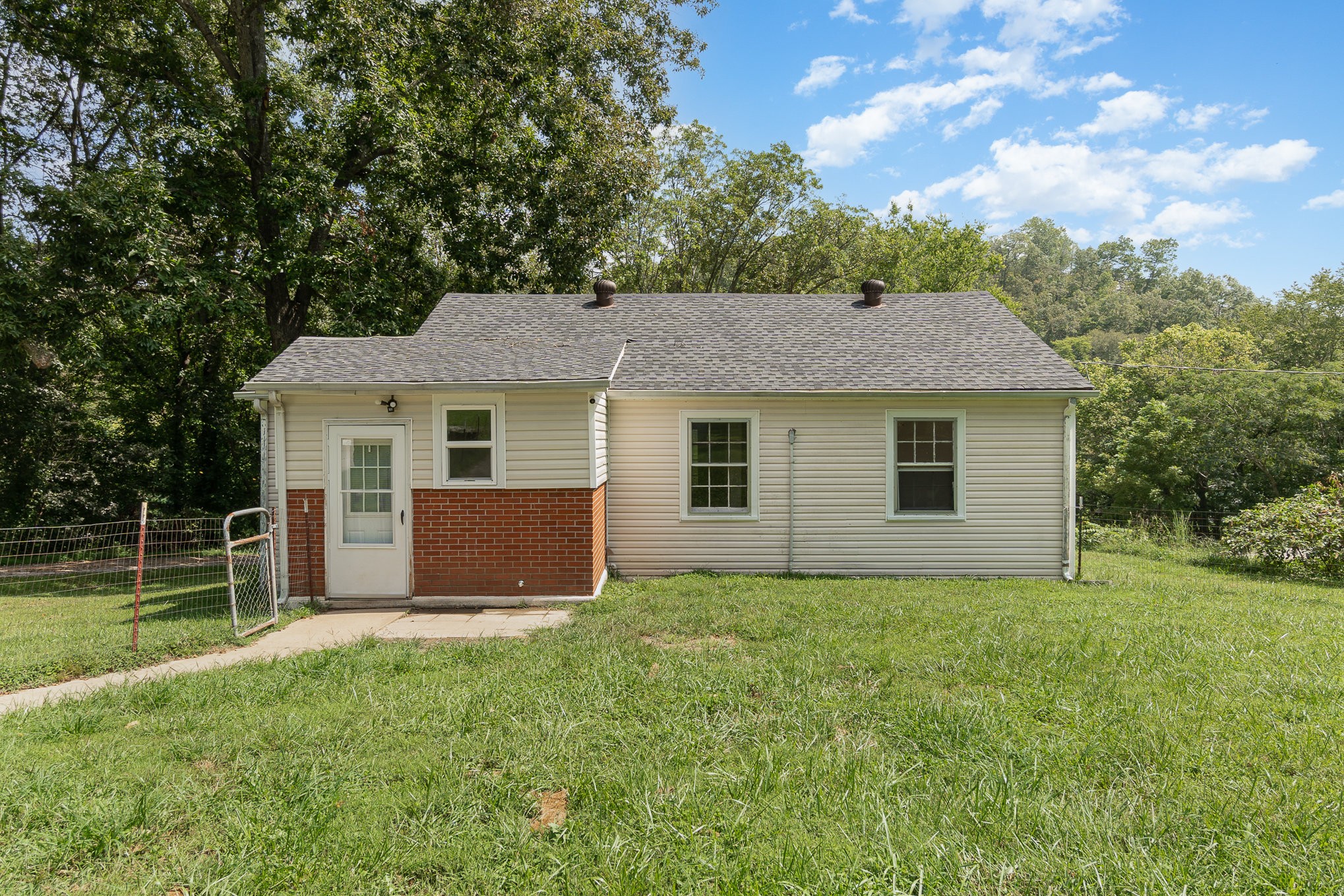 615 Sedric Kimbro Road Centerville, TN 37033 - Photo 15 of 19 Gallery Image 15