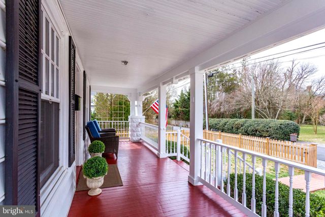 $925,000 | 1207 Buchanan Street, McLean, VA 22101