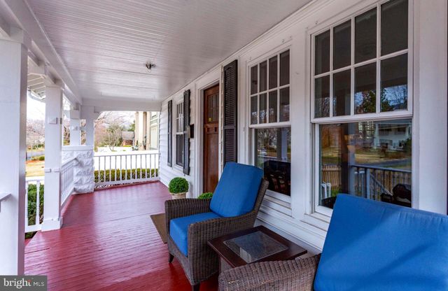 $925,000 | 1207 Buchanan Street, McLean, VA 22101