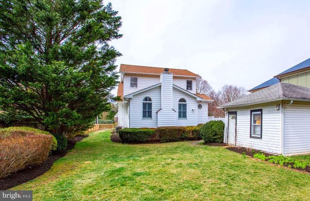 $925,000 | 1207 Buchanan Street, McLean, VA 22101