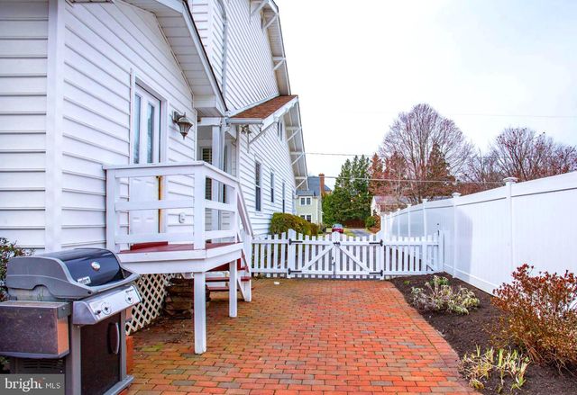 $925,000 | 1207 Buchanan Street, McLean, VA 22101