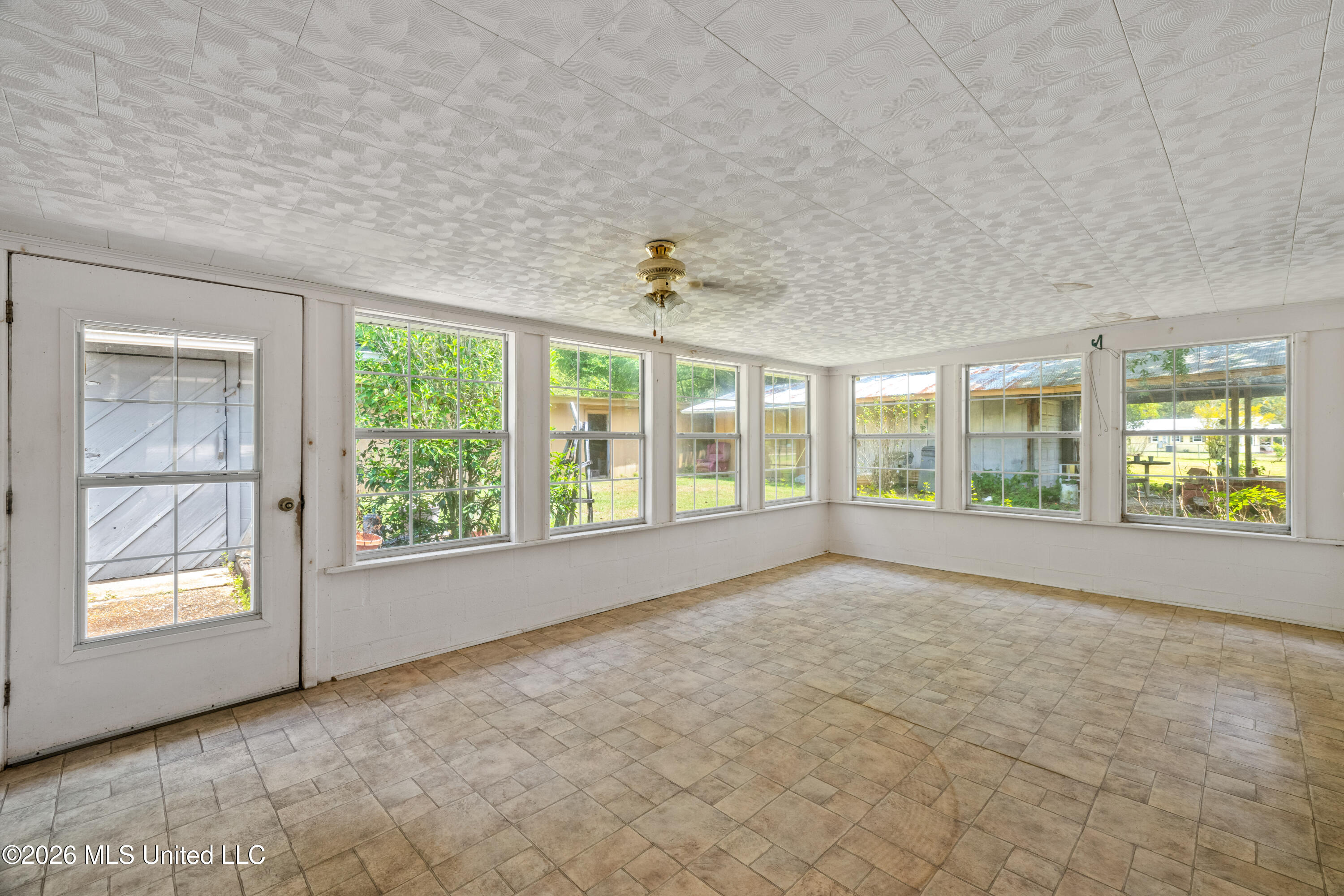 324 Peps Point Road Hattiesburg, MS 39401 - Photo 28 of 38 324_Peps_Point_Rd-28