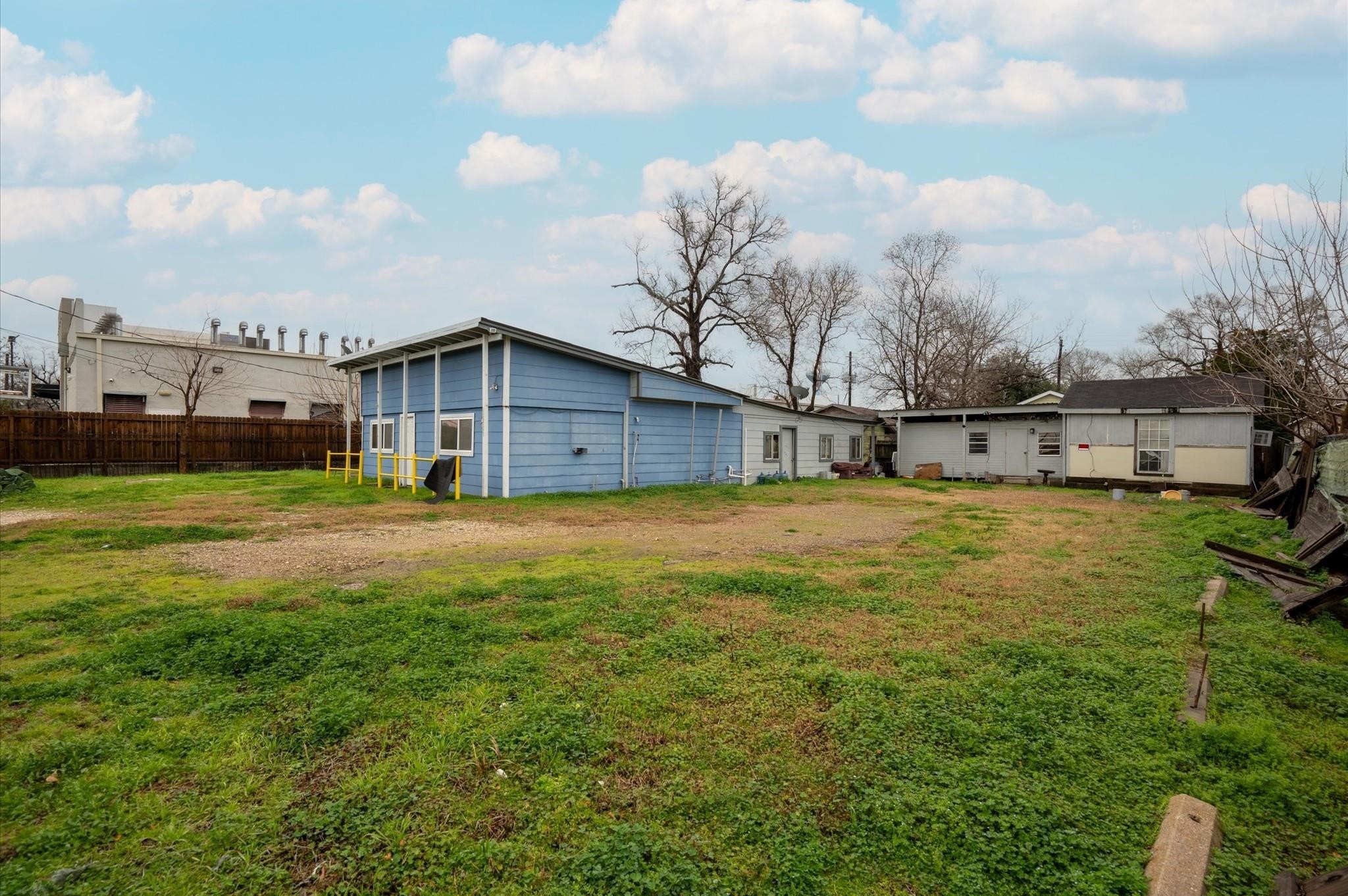 13842 Laredo Street Houston, TX 77015 - Photo 3 of 9