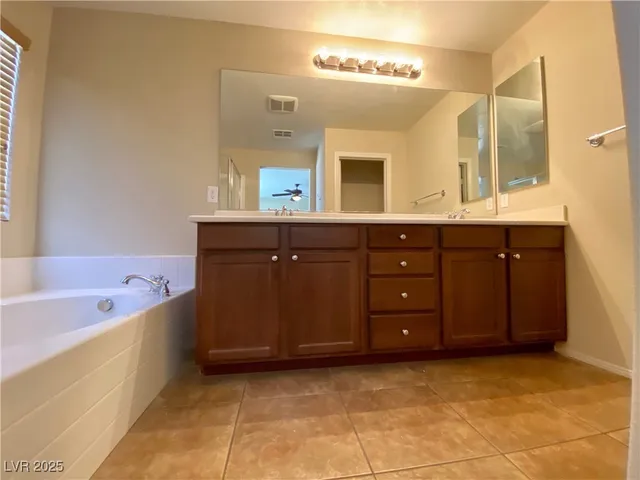 $2,068 | 9208 Red Knoll Street, Las Vegas, NV 89113