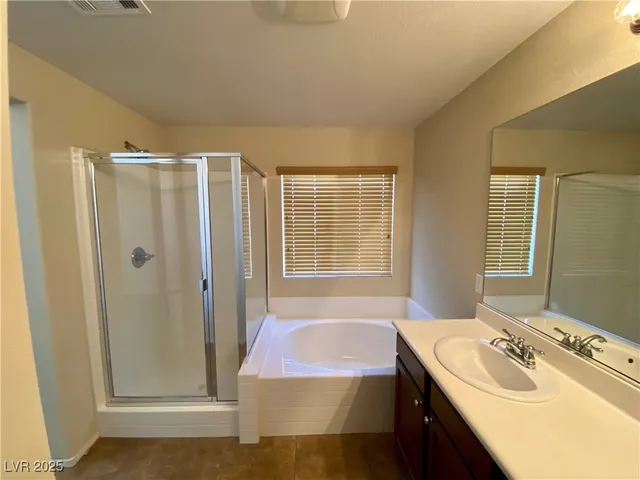 $2,068 | 9208 Red Knoll Street, Las Vegas, NV 89113