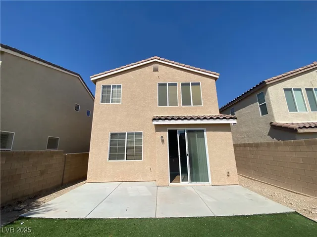 $2,068 | 9208 Red Knoll Street, Las Vegas, NV 89113