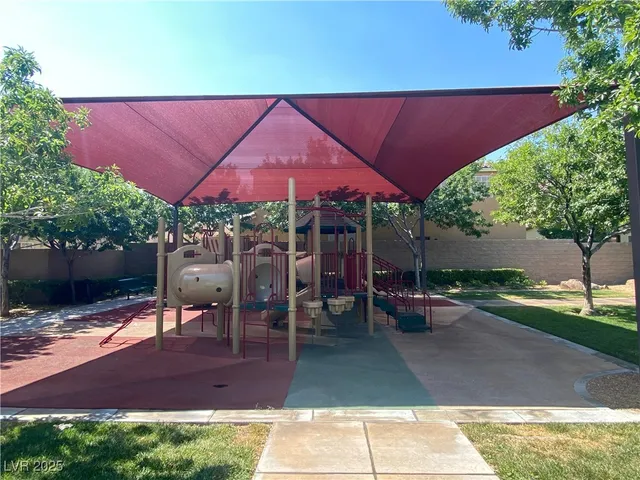 $2,068 | 9208 Red Knoll Street, Las Vegas, NV 89113