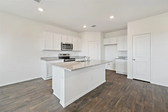 $299,990 | 15112 A Welsh Cob Road, Manor, TX 78653