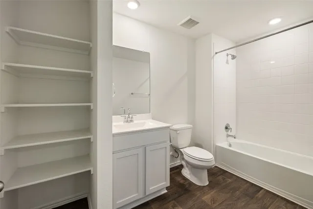 $299,990 | 15112 A Welsh Cob Road, Manor, TX 78653