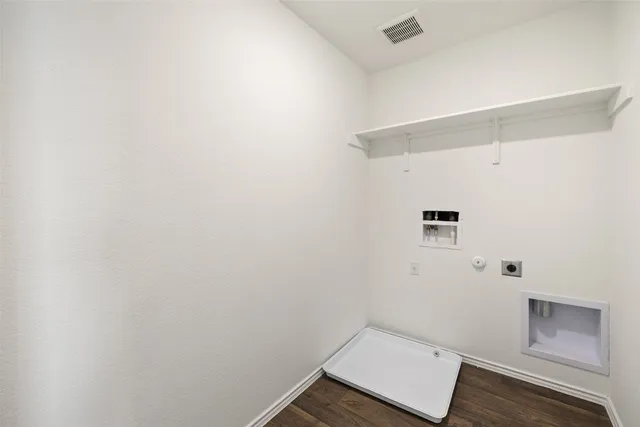 $299,990 | 15112 A Welsh Cob Road, Manor, TX 78653