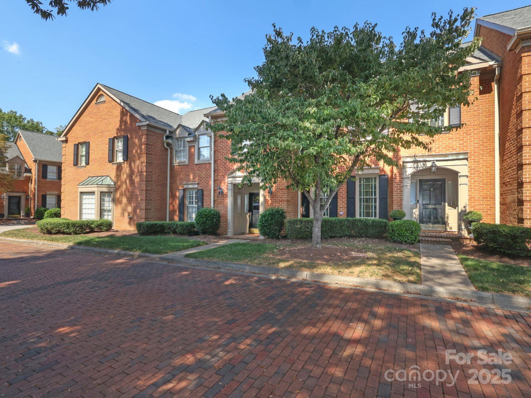 2839 Sharon View Road Charlotte, NC 28210 - Photo 1 of 30 Gallery Image 1