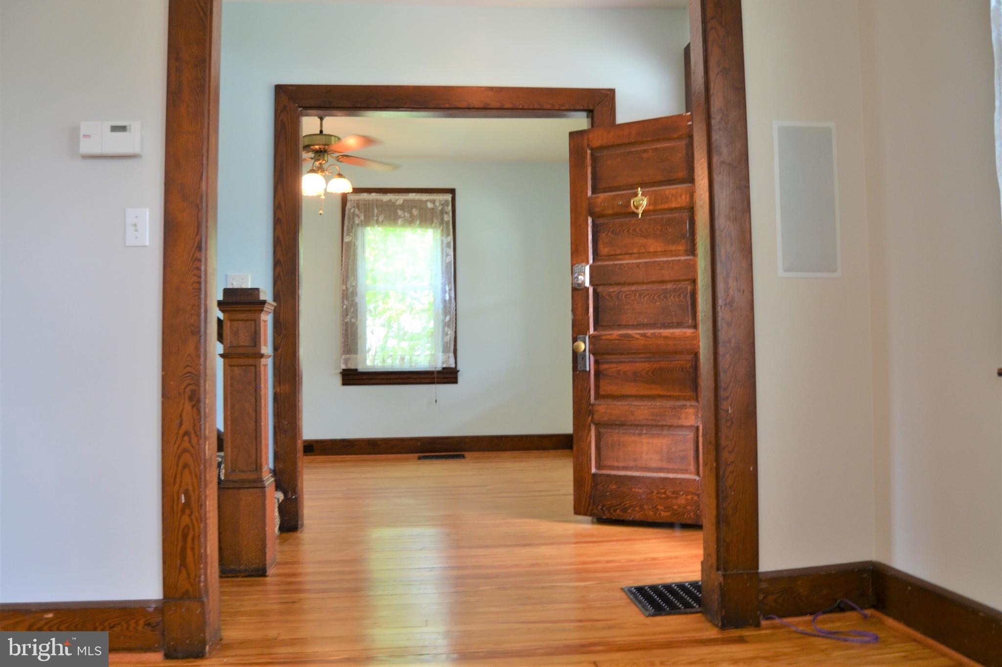 626 Orpington Road Baltimore, MD 21229 - Photo 7 of 40 View into dining room