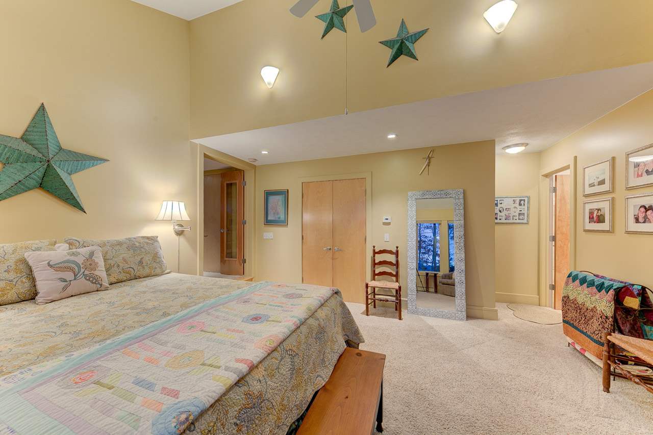 6494 South Dunns Farm Road Maple City, MI 49664 - Photo 47 of 55 1854945-46.JPG