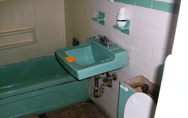 847 Patriots Road Templeton, MA 01468 - Photo 10 of 10 a bathroom with a toilet and a sink
