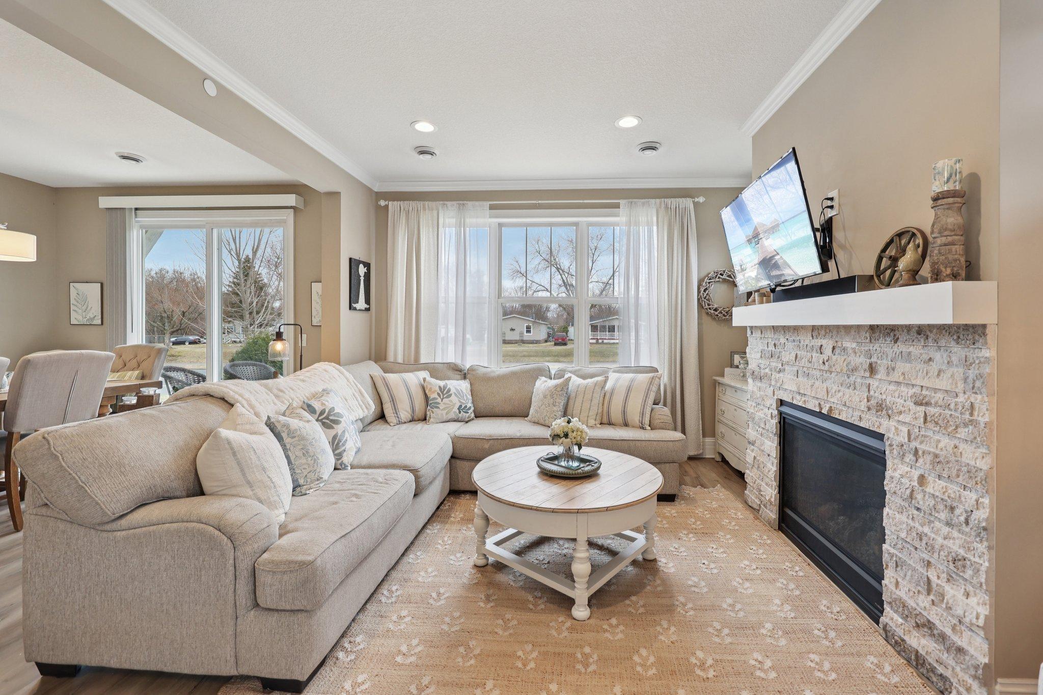 13704 Brookside Path Rosemount, MN 55068 - Photo 12 of 54