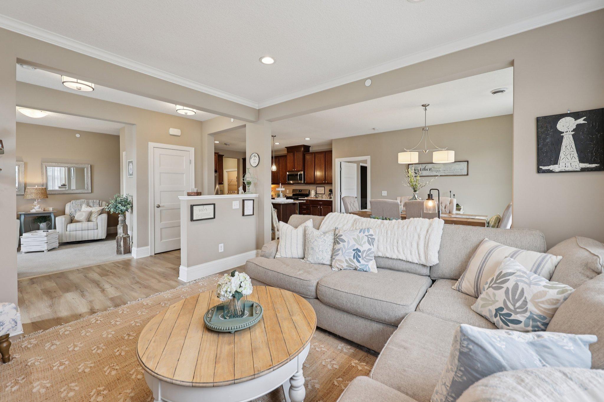 13704 Brookside Path Rosemount, MN 55068 - Photo 14 of 54