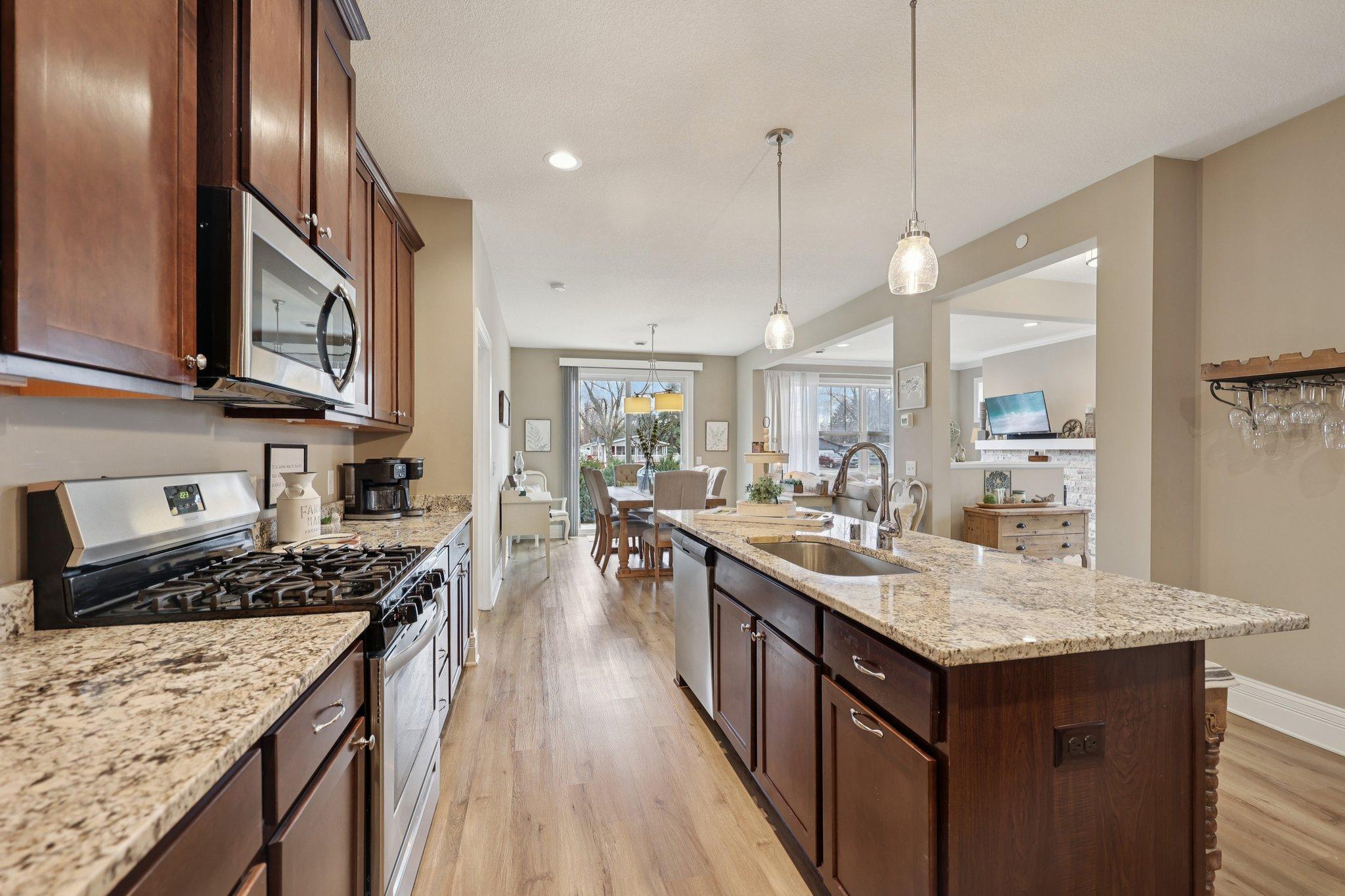 13704 Brookside Path Rosemount, MN 55068 - Photo 21 of 54