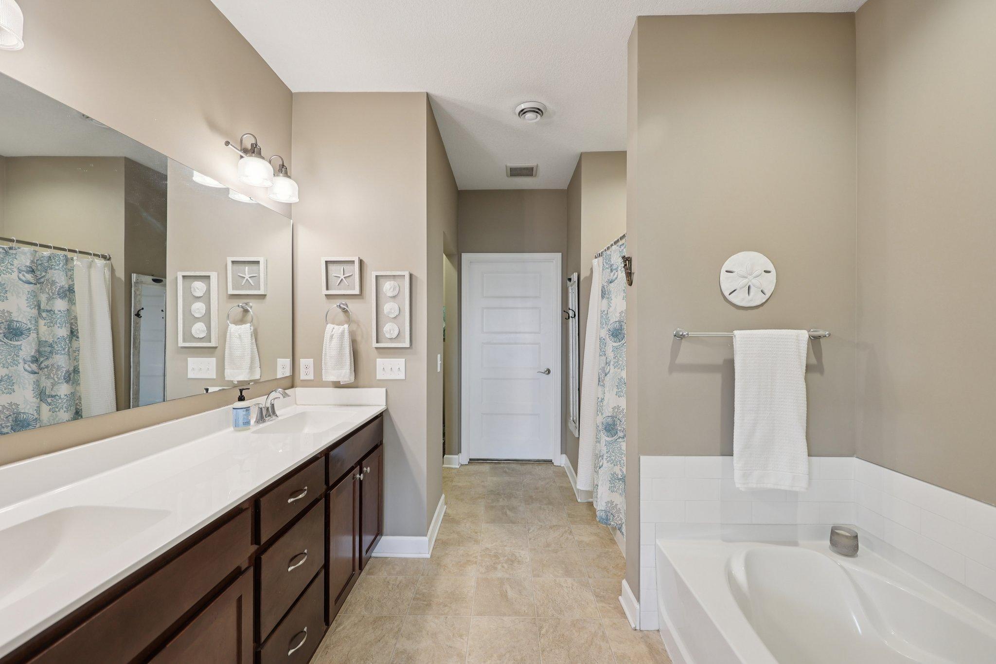 13704 Brookside Path Rosemount, MN 55068 - Photo 28 of 54