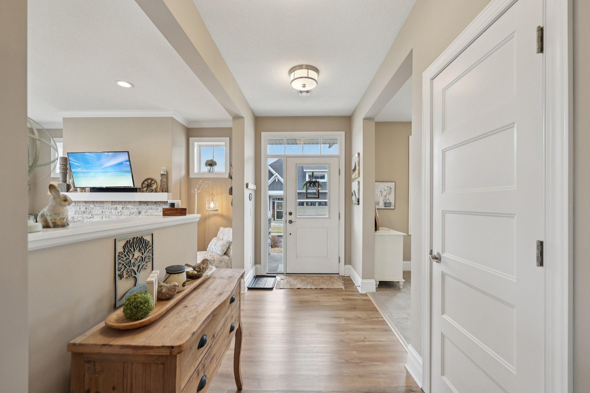 13704 Brookside Path Rosemount, MN 55068 - Photo 10 of 54