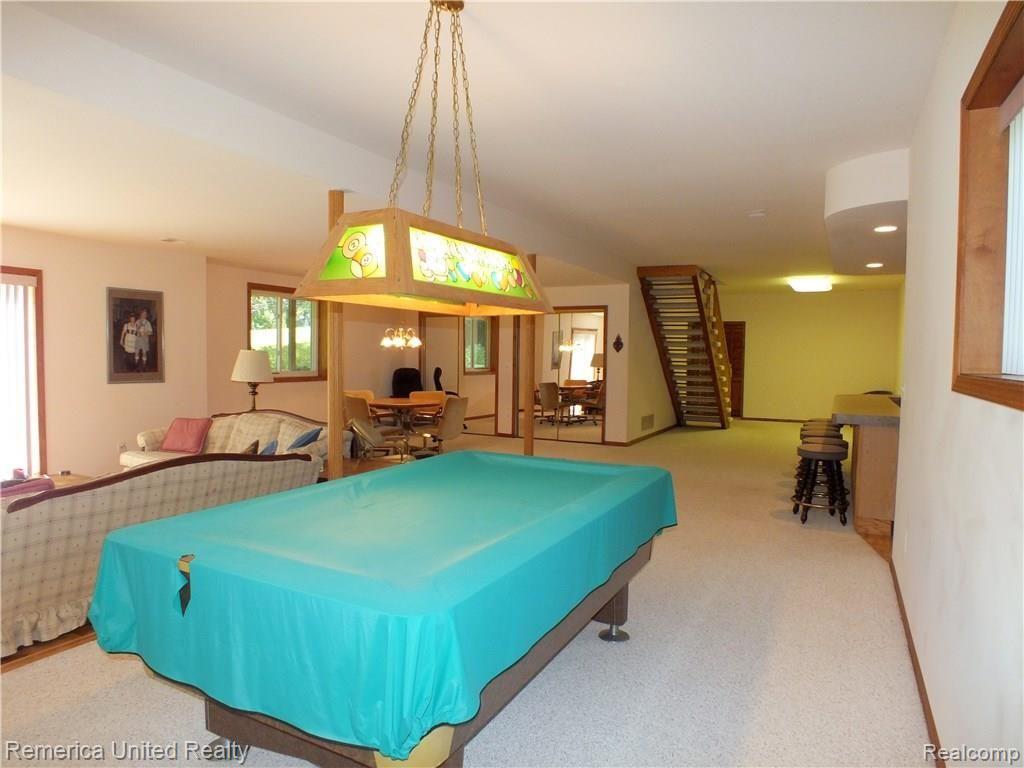 37297 Howard Road Farmington, MI 48331 - Photo 43 of 62 Family Room View