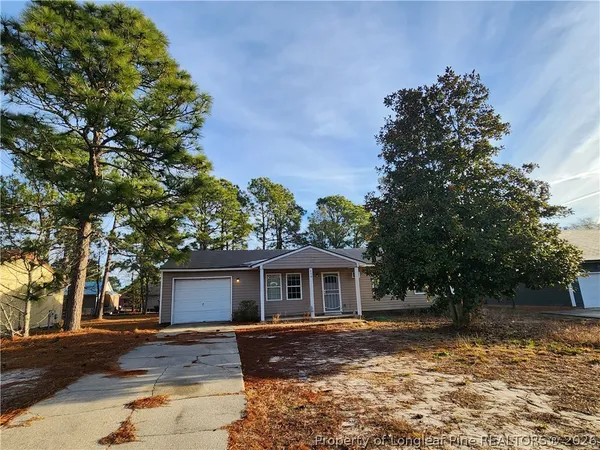$1,150 | 408 Sheila Street, Hope Mills, NC 28348
