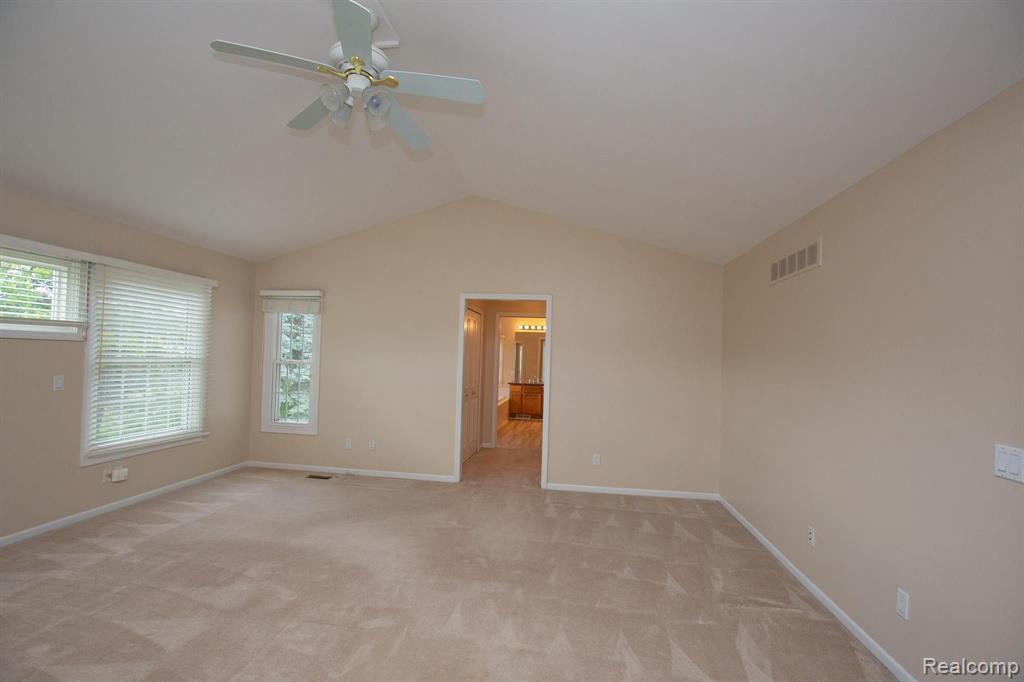 4040 Holly Lane Rochester, MI 48306 - Photo 28 of 63