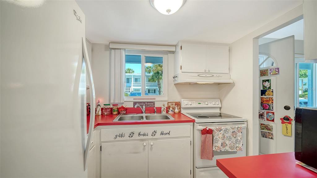1554 Pleasant Road, Unit J5 Bradenton, FL 34207 - Photo 14 of 40