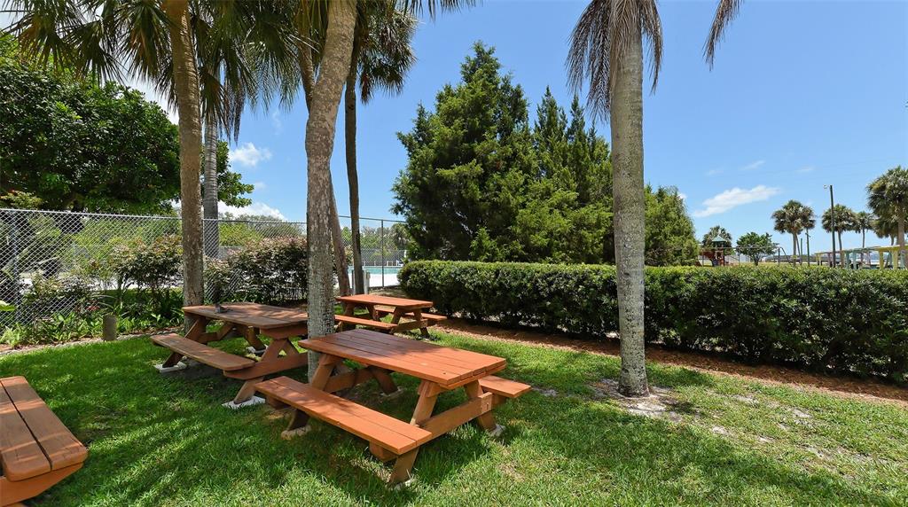 1554 Pleasant Road, Unit J5 Bradenton, FL 34207 - Photo 29 of 40