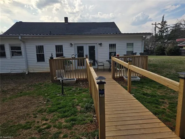 $350,000 | 4581 Highway 66, King, NC 27021