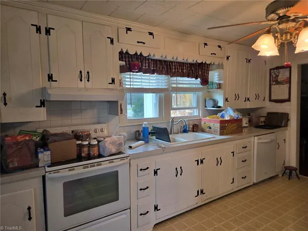 $350,000 | 4581 Highway 66, King, NC 27021